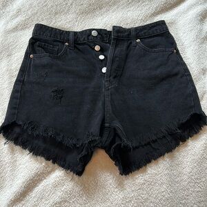 Wild Fable Women’s High Rise Waist Cutoff Black Jean shorts size 6 denim torn